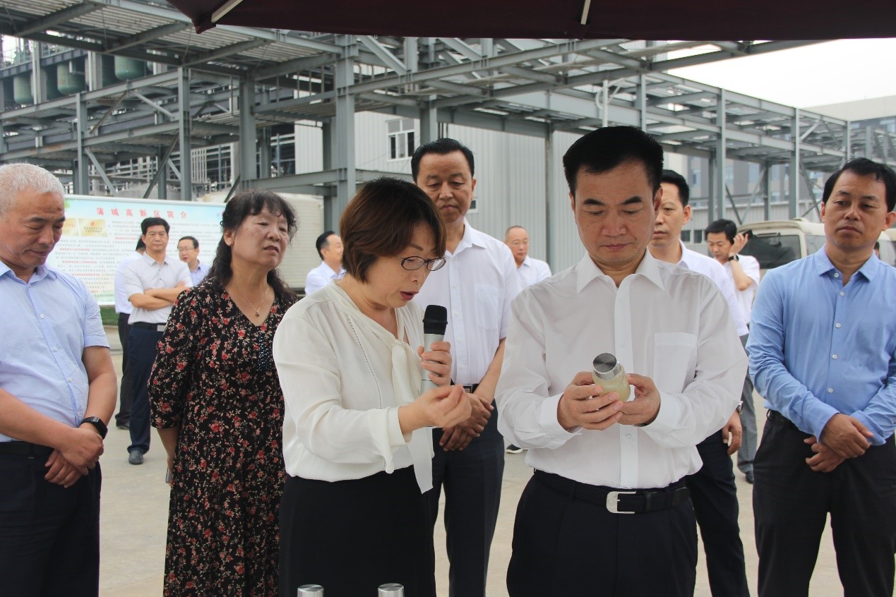 渭南市长李毅视察蒲城pp电子科技新资料有限公司